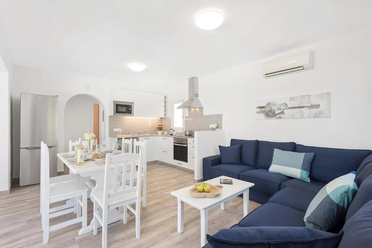 Villa Menurka II Cala'N Blanes  Cala'N Blanes (Menorca)